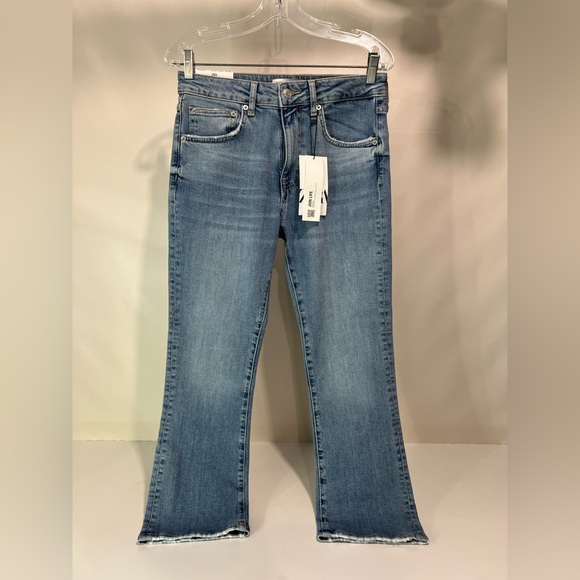 (NEW) Zara High Rise Cropped Flare Jean in size 38 - Picture 5 of 9